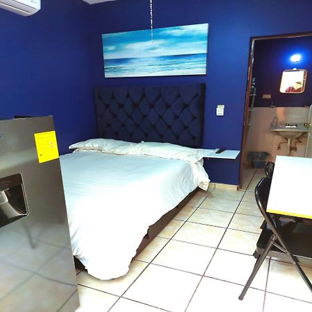 Habitacion 11 Independiente Con Mucha Privacidad ,Cerca Del Consulado , Cas , A 200 Mts Del Vado Del Rio Hermosillo Dış mekan fotoğraf